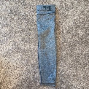 VS PINK capri leggings
